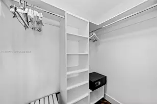 4111 S Ocean Dr, Hollywood, FL 33019 - Photo 5