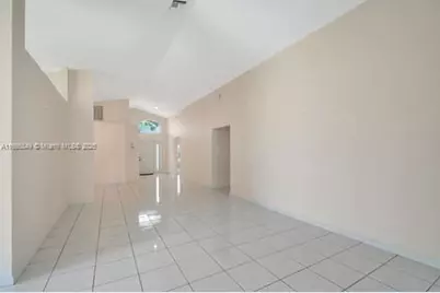 5127 Robino Cir, West Palm Beach, FL 33417 - Photo 11