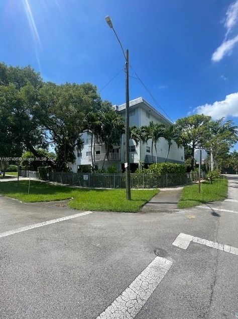 12290 11th Ct, Miami FL 33161-5807 exterior