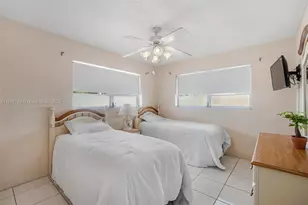 5300 Washington St, Hollywood, FL 33021 - Photo 15