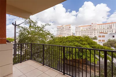 100 Andalusia #301, Coral Gables, FL 33134 - Photo 5