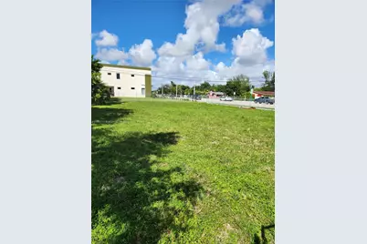 11110/20 NW 17th Ave, Miami, FL 33167 - Photo 5
