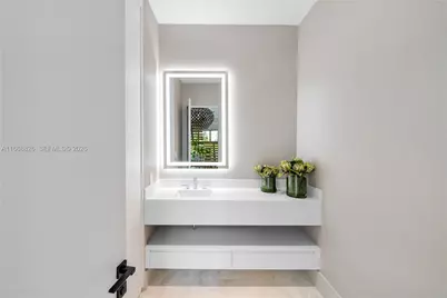 262 189th Ter, Sunny Isles Beach, FL 33160 - Photo 35