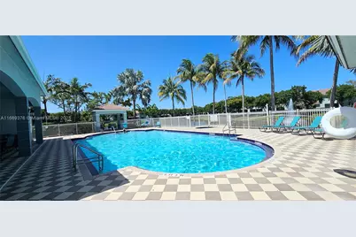 1935 Gardenia Ct #1935, Riviera Beach, FL 33404 - Photo 35