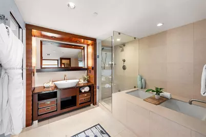 [Address not provided], Miami Beach, FL 33141 - Photo 31