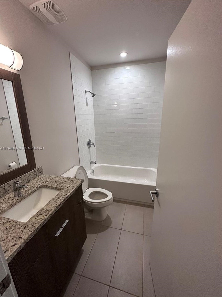 515 121st St, Miami FL  33161-6266 exterior