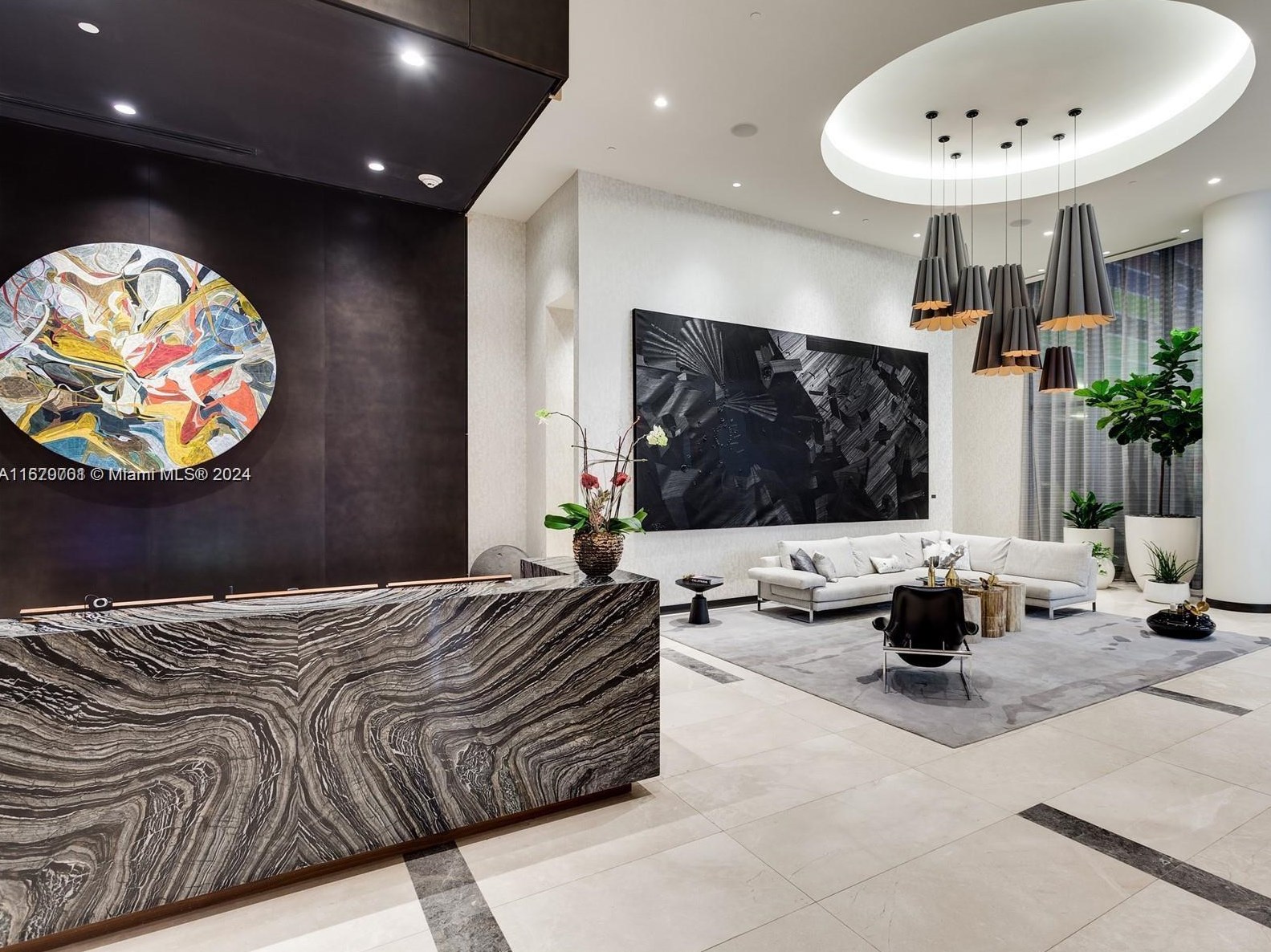 55 9th St, Miami FL 33132-1714 exterior