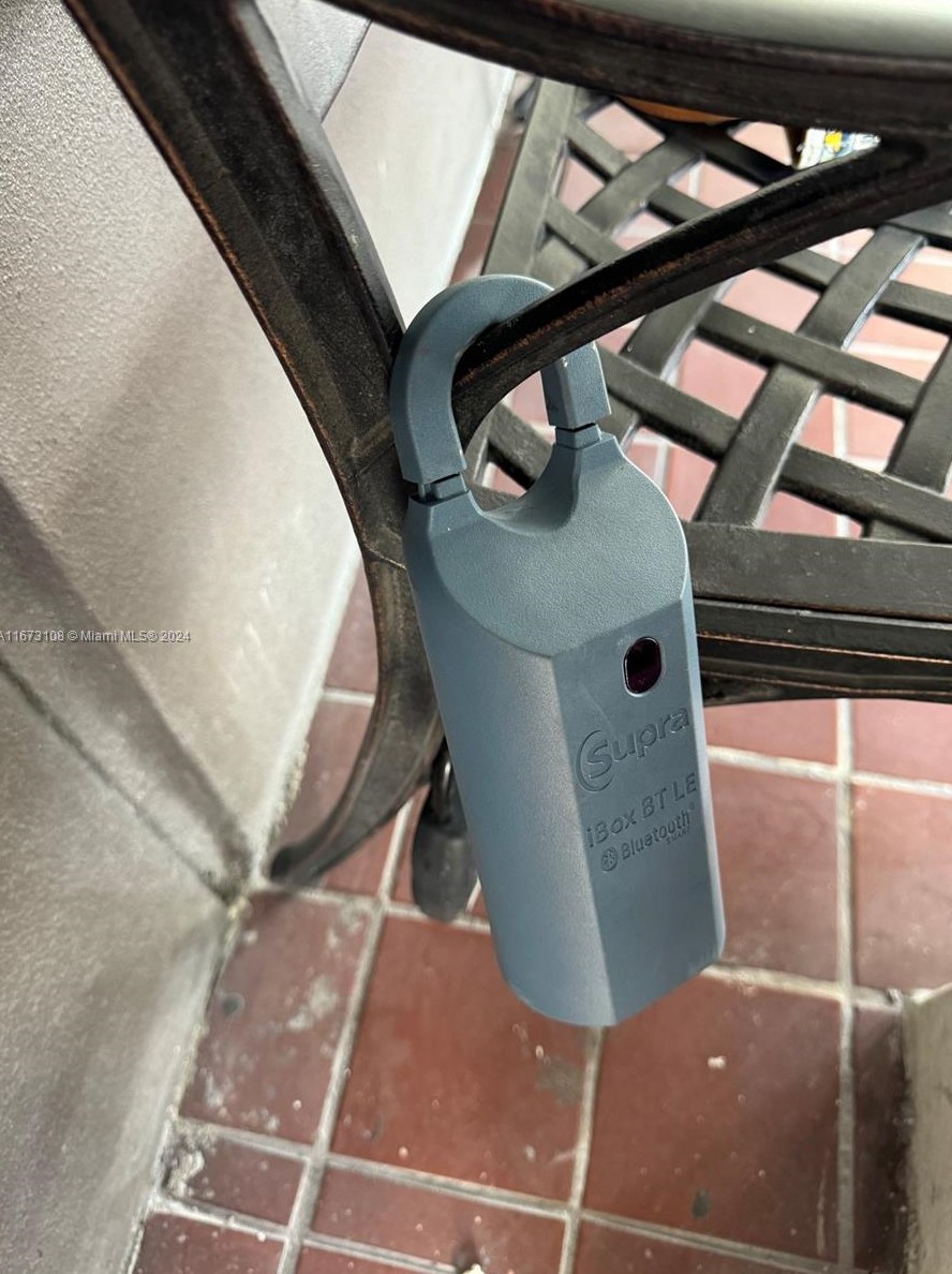 5731 37th St, Miami FL 33166-5786 exterior