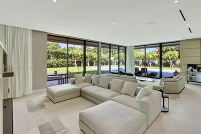 9860 NE 5th Avenue Rd, Miami Shores, FL 33138 - Photo 19