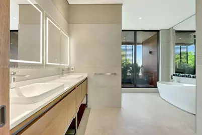 9860 NE 5th Avenue Rd, Miami Shores, FL 33138 - Photo 37