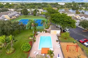 1333 NW 122nd Terrace, Pembroke Pines, FL 33026 - Photo 9