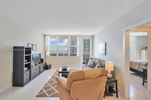 3725 S Ocean Dr, Hollywood, FL 33019 - Photo 5