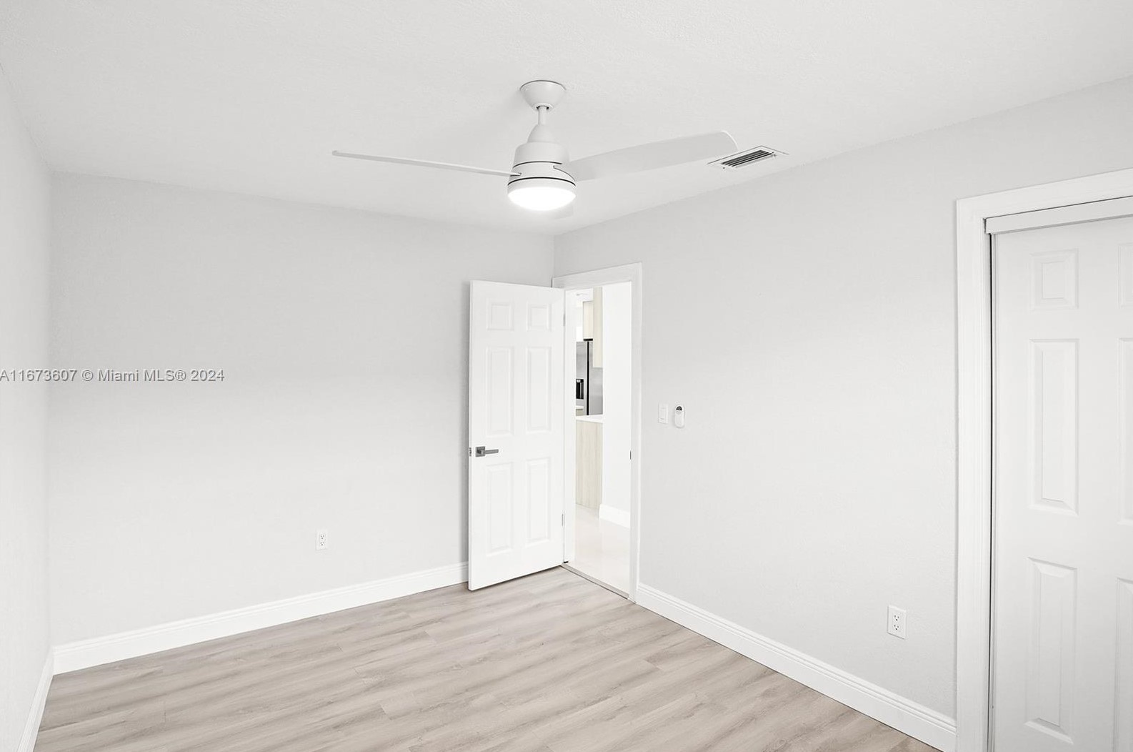 6510 Scott St, Hollywood FL  33024-4033 exterior