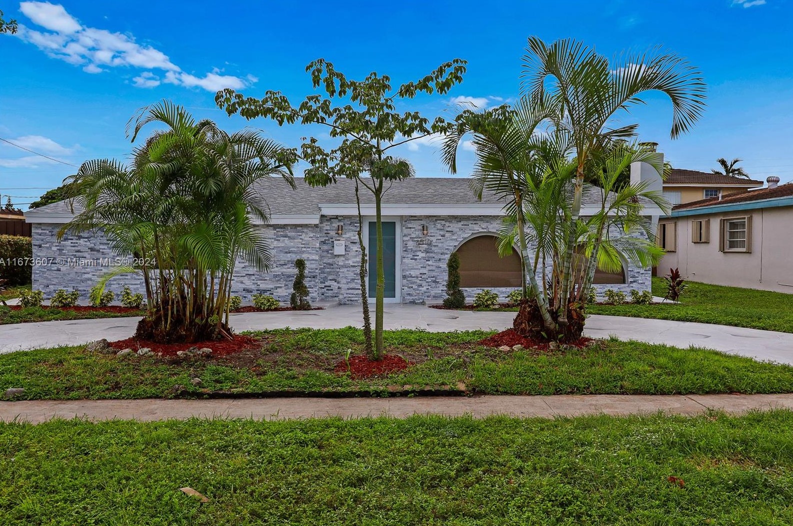 6510 Scott St, Hollywood FL  33024-4033 exterior