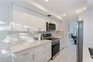 9165 Harding Ave, Surfside, FL 33154 - Photo 51