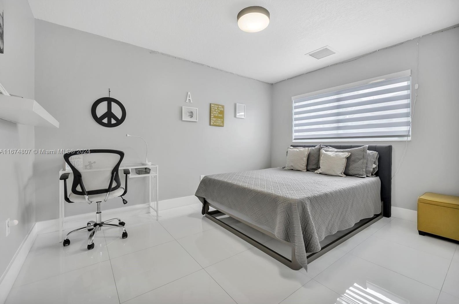 800 91 Ave, Hollywood FL  33024-6436 exterior