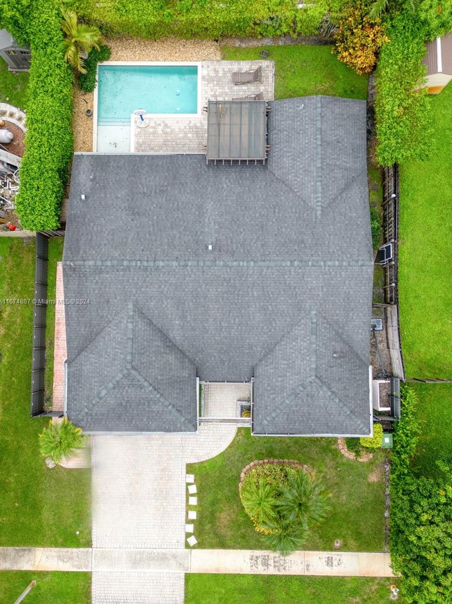 800 91 Ave, Hollywood FL  33024-6436 exterior