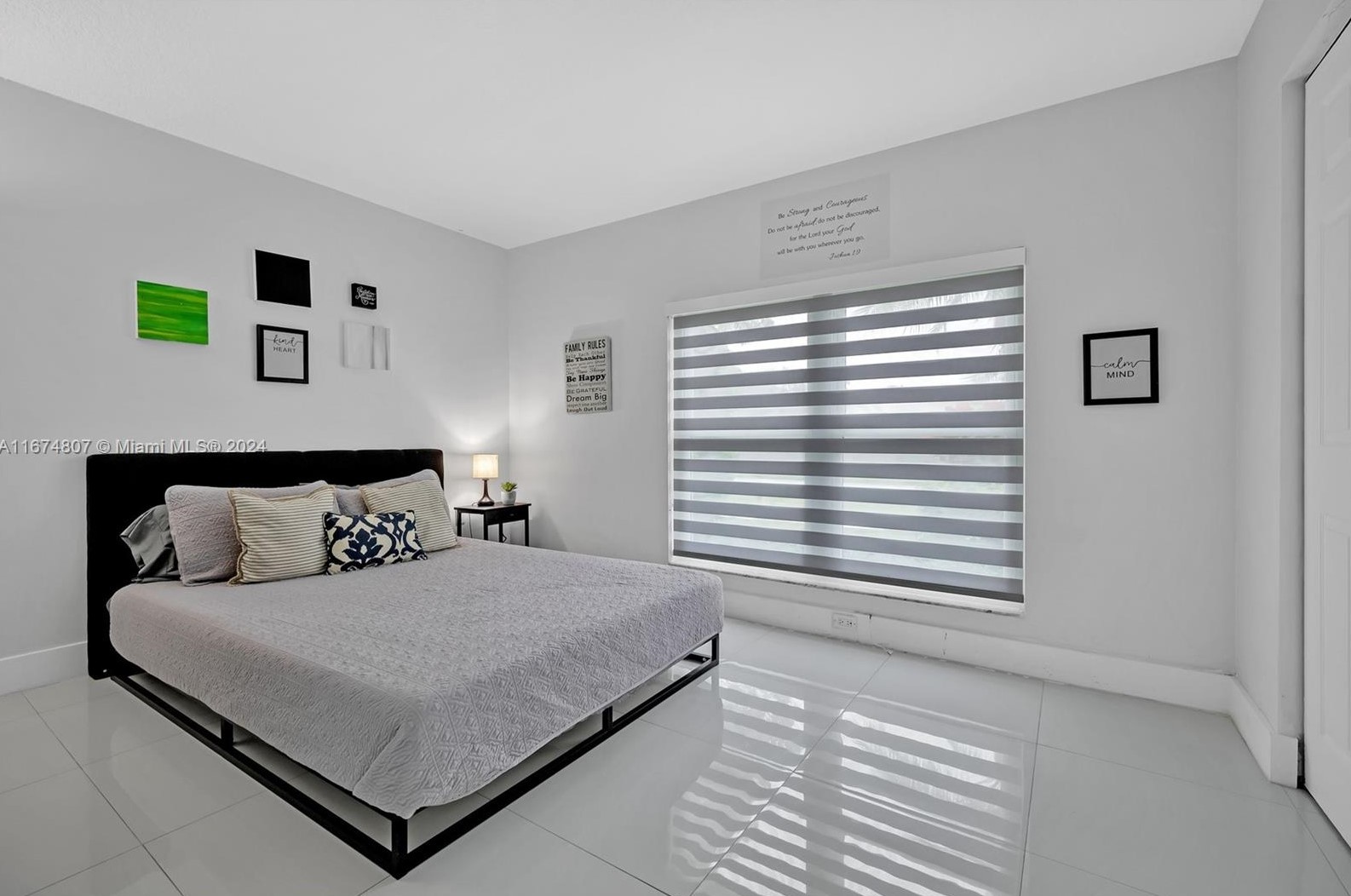 800 91 Ave, Hollywood FL  33024-6436 exterior