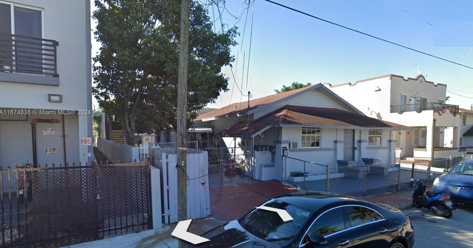 1838 1st St, Miami FL 33125-5472 exterior