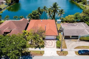 232 SW 7th Ave, Hallandale Beach, FL 33009 - Photo 5