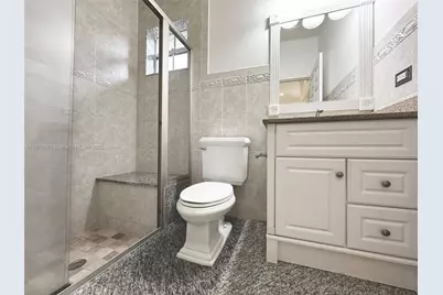 232 SW 7th Ave, Hallandale Beach, FL 33009 - Photo 37