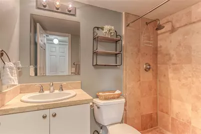 840 Pine Dr #103, Pompano Beach, FL 33060 - Photo 15