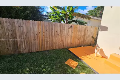 156 NW 88th St, El Portal, FL 33150 - Photo 33