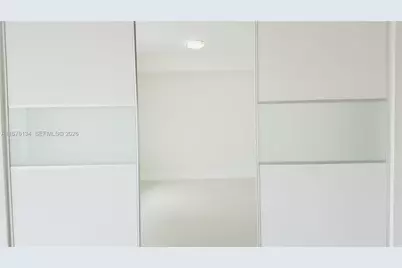 90 SW 3 St #3210, Miami, FL 33130 - Photo 11