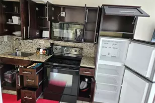 19201 Collins Ave, Sunny Isles Beach, FL 33160 - Photo 7