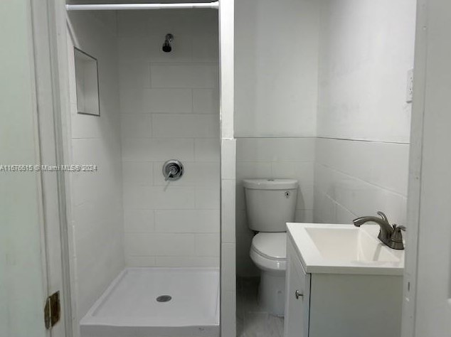 45 30th Ave, Miami FL 33135-1206 exterior