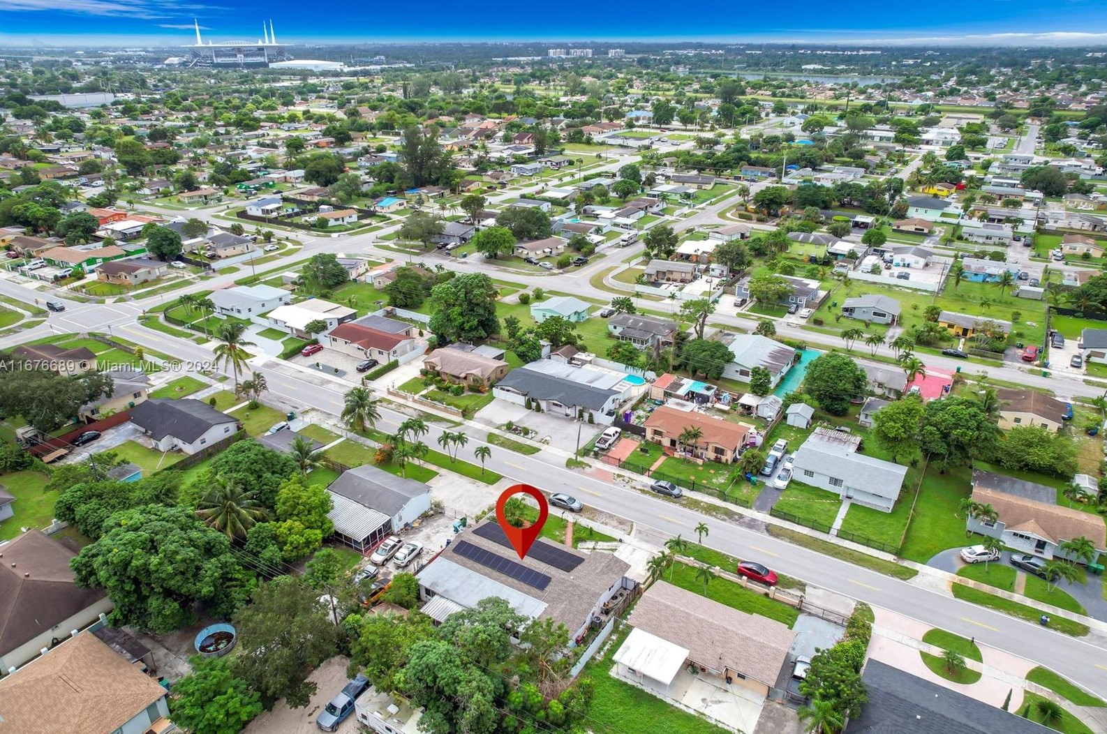 3265 211th St, Miami FL  33056-1003 exterior