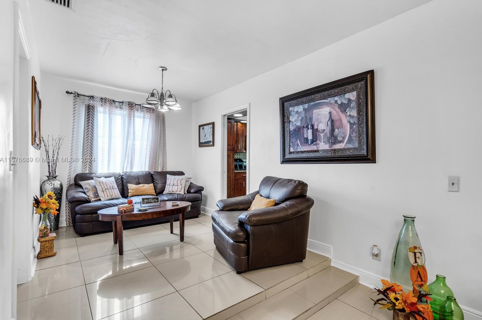 3265 211 St, Miami FL  33180-1067 exterior