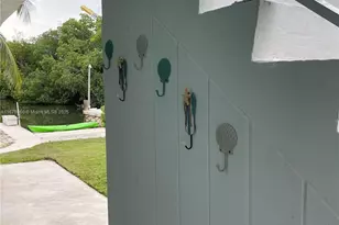 39 Lake Shore Dr, Key Largo, FL 33037 - Photo 27