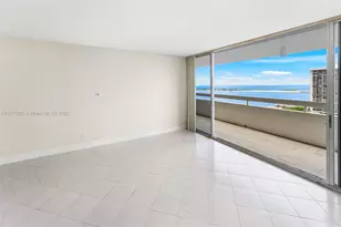 1627 Brickell Ave, Miami, FL 33129 - Photo 9