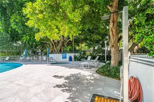 1627 Brickell Ave, Miami, FL 33129 - Photo 35