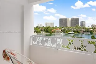 9881 E Bay Harbor Dr, Bay Harbor Islands, FL 33154 - Photo 5