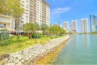 400 Kings Point Dr #1031, Sunny Isles Beach, FL 33160 - Photo 19