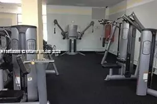 400 Kings Point Dr, Sunny Isles Beach, FL 33160 - Photo 13