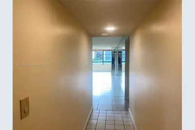 10324 E Clairmont Cir #101, Tamarac, FL 33321 - Photo 19