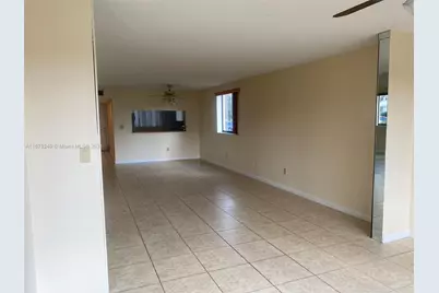 10324 E Clairmont Cir #101, Tamarac, FL 33321 - Photo 5