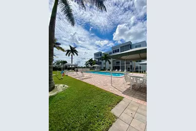 3000 E Sunrise Lakes Dr #202, Sunrise, FL 33322 - Photo 11