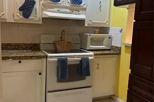 3000 E Sunrise Lakes Dr, Sunrise, FL 33322 - Photo 17