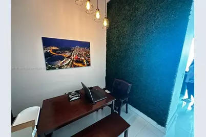 [Address not provided], Miami, FL 33131 - Photo 17