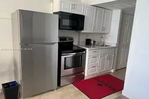 19201 Collins Ave, Sunny Isles Beach, FL 33160 - Photo 11