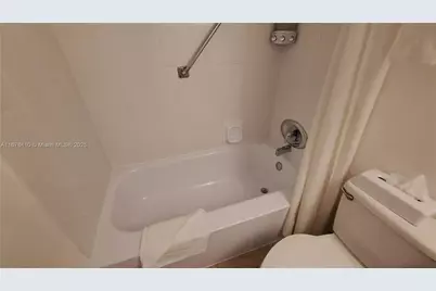 19201 Collins Ave #747, Sunny Isles Beach, FL 33160 - Photo 21