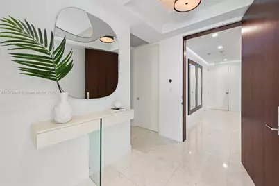 100 S Pointe Dr #3402, Miami Beach, FL 33139 - Photo 21