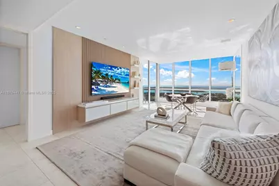 100 S Pointe Dr #3402, Miami Beach, FL 33139 - Photo 5