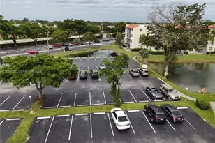 1820 SW 81st Ave, North Lauderdale, FL 33068 - Photo 9
