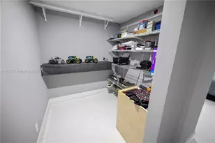 13550 SW 99th Pl, Miami, FL 33176 - Photo 17