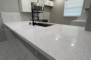 5102 NW 36th St, Lauderdale Lakes, FL 33319 - Photo 7